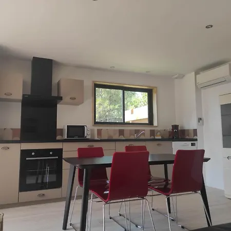 Maison Bois Neuve Confort, Au Calme
